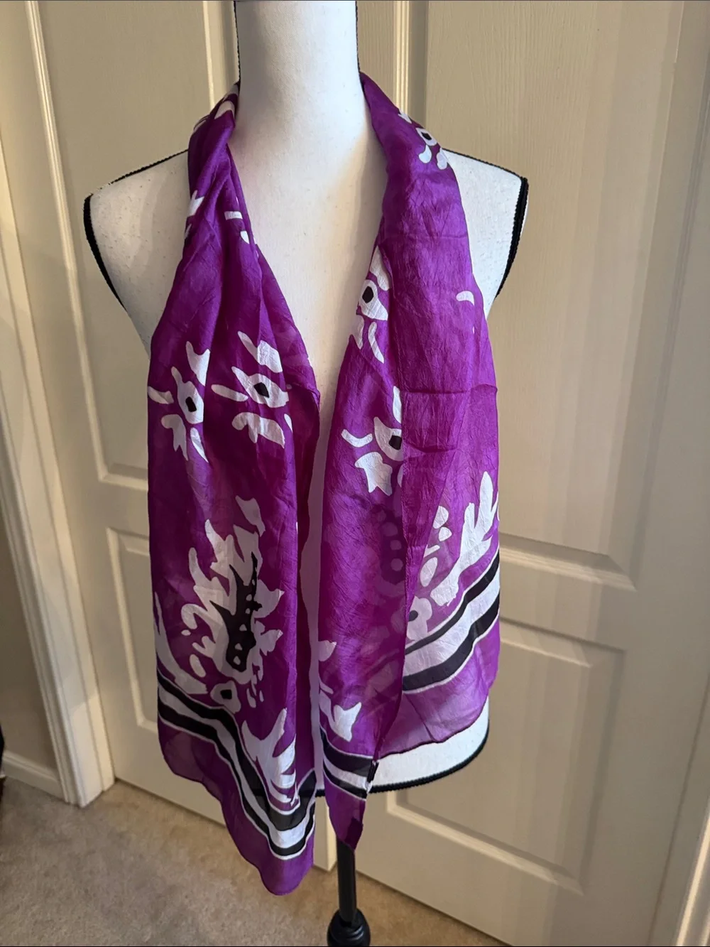 Silk-Feel Purple Print Scarf from Bangladesh